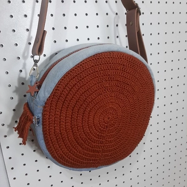 Bolsa Redonda Pequetita Tâmara